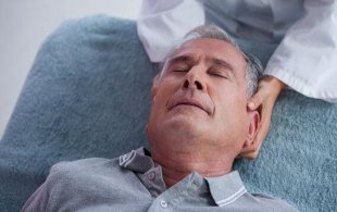 断痒拔毒膏讲述按摩可以改善老年人睡眠状况